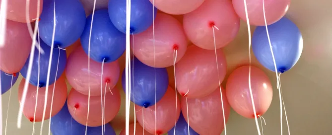 how to hang balloons from ceiling