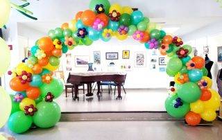 balloon arch created by the best balloon decorators in Boston
